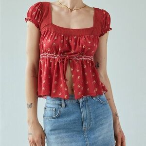 Kimchi Blue Lulu Lace-Trim Babydoll Flyaway Red Floral Blouse 
New with Tags